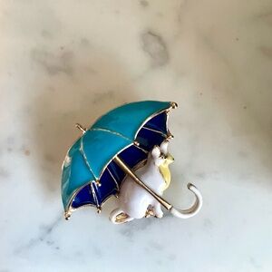 Beautiful Cat Brooch with Blue Umbrella